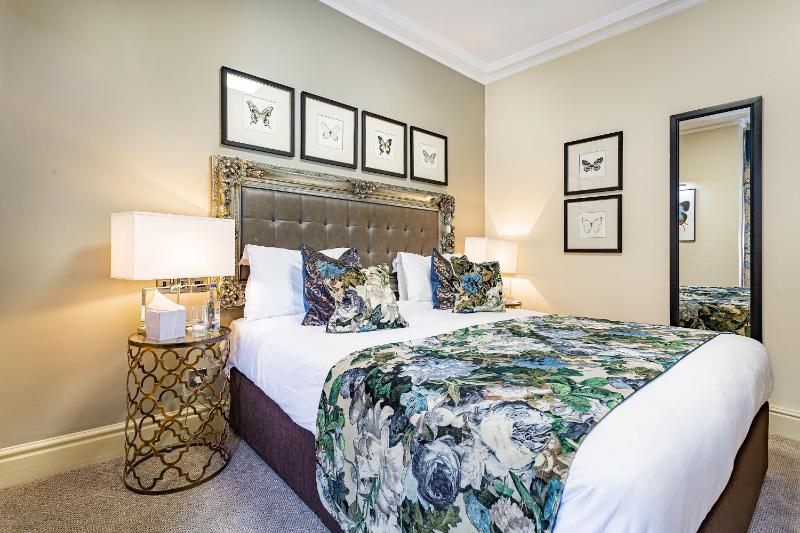 Standard Double Room image 1