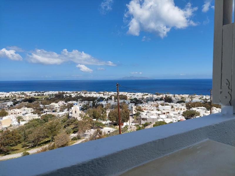 Double Room with Balcony and Sea View image 2