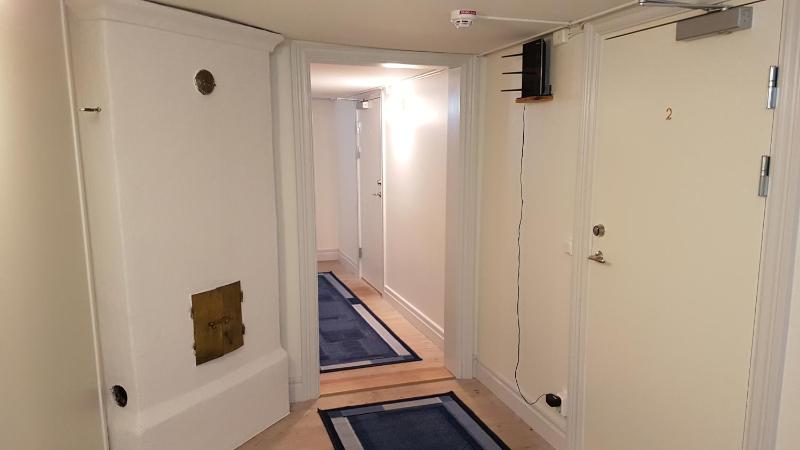 Double Room with Shared Bathroom image 3