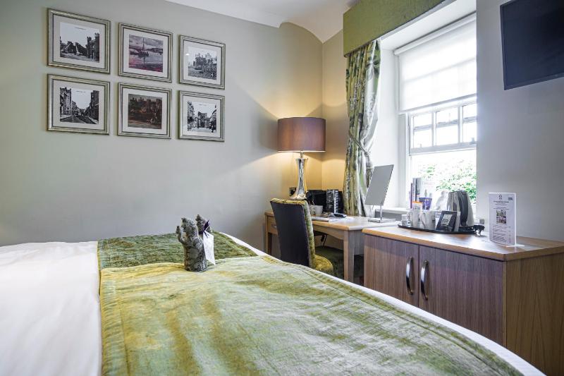 Superior Double Room image 3