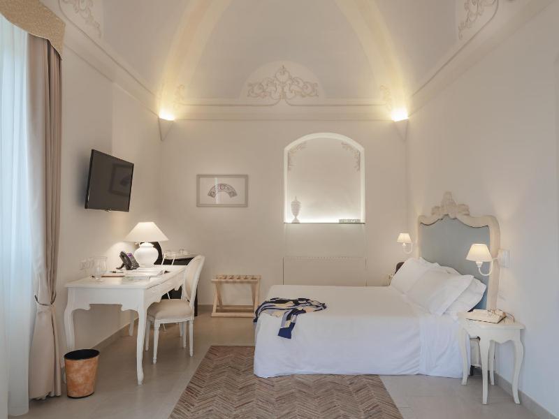 Junior Suite image 1