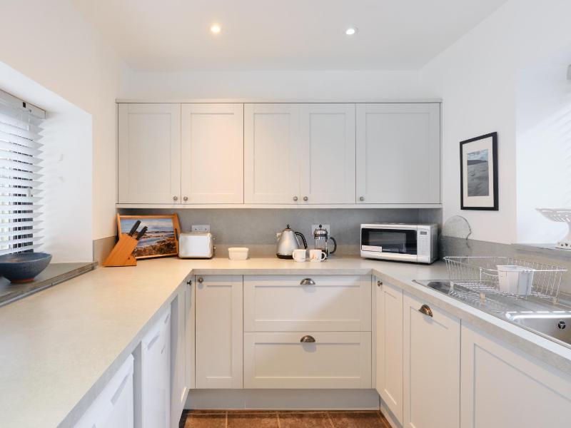 Finest Retreats - West Cottage at Goldsithney - image 7