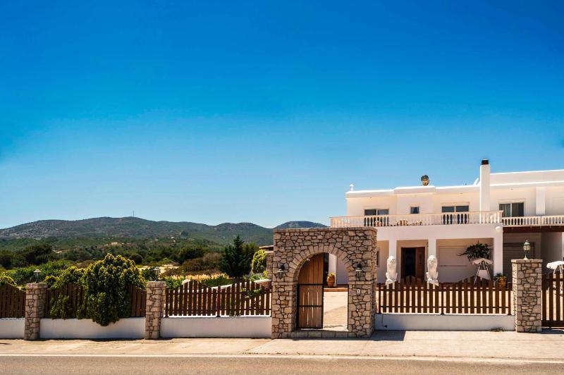 Villa with Private Pool image 4