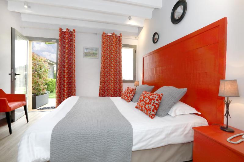 Superior Double Room with Terrace image 2