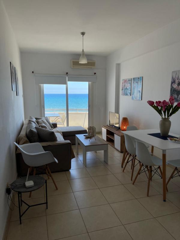 Apartment with Sea View image 4