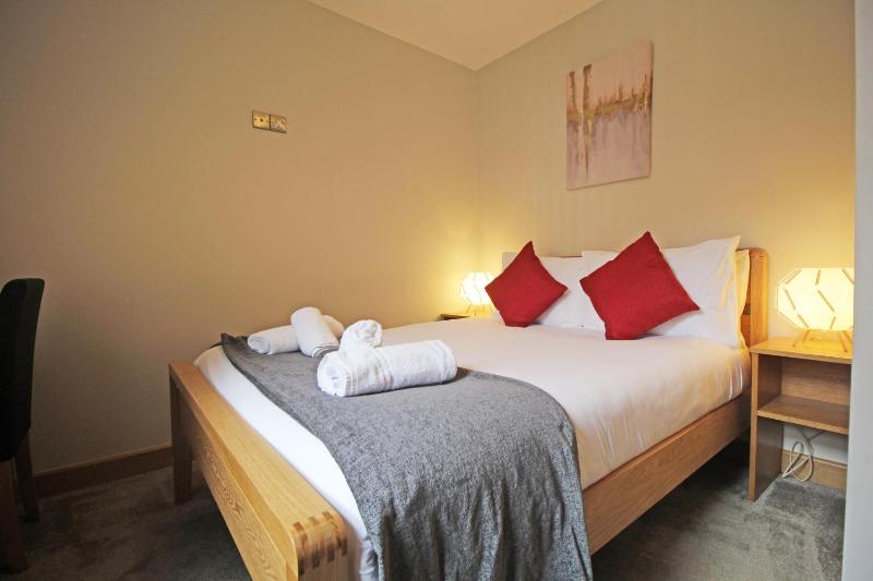 Hunters Walk - Luxury Central Chester Apartment - Free Parking - image 9