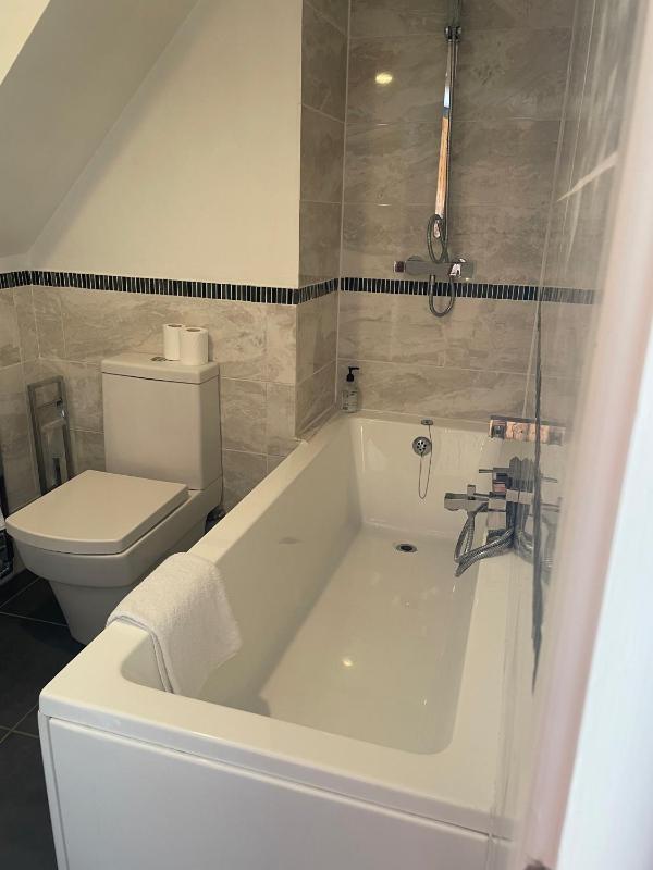 Two-Bedroom House image 3