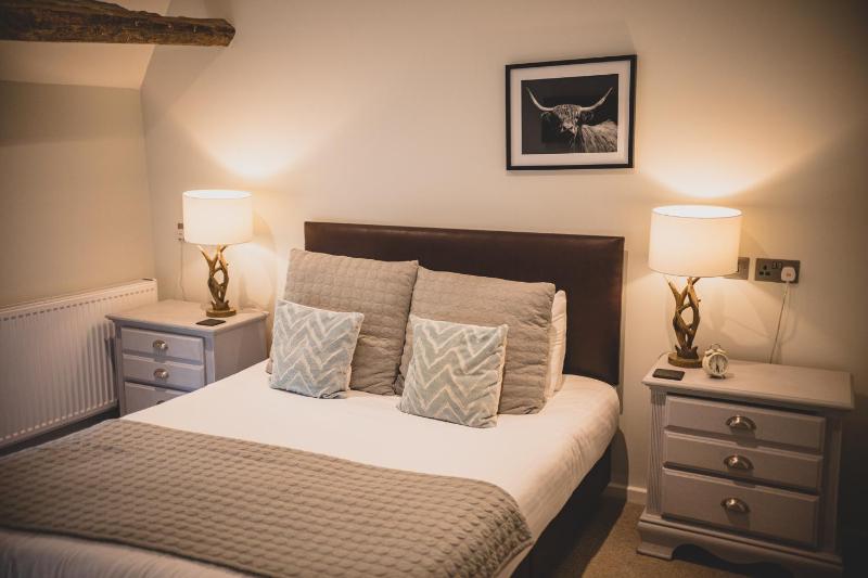 Double Room with Private Bathroom image 2