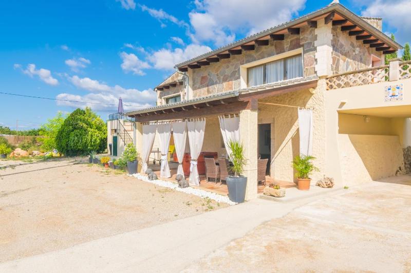 Villa image 1