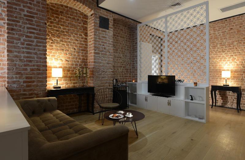 Suite image 2