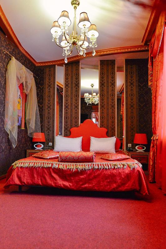 Deluxe Room image 1