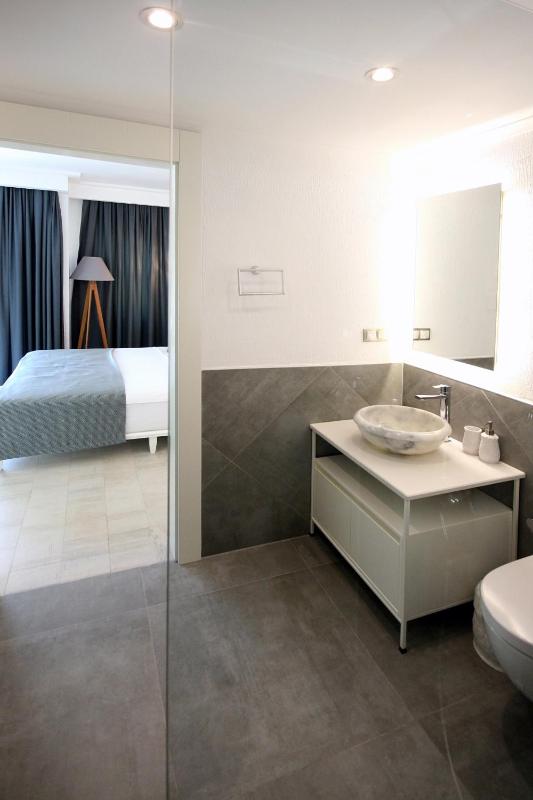 Arnna Hotel - image 11