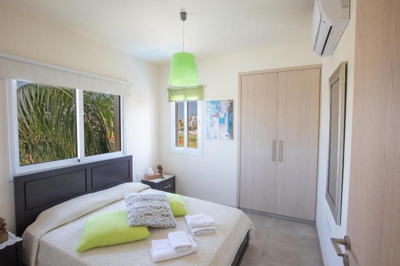 George's Lux Villa - image 10
