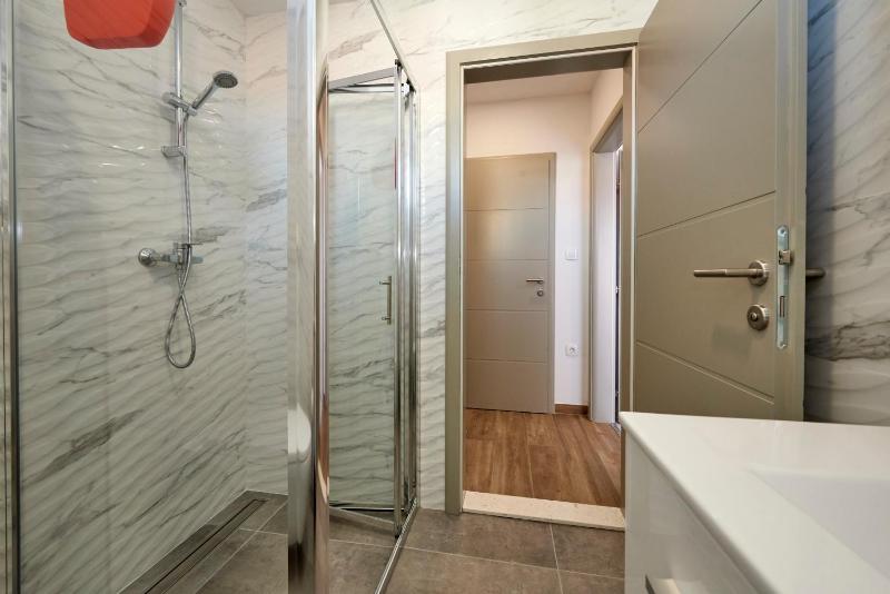 Superior Double or Twin Room with Garden View image 2