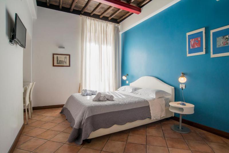 Deluxe Apartment image 1
