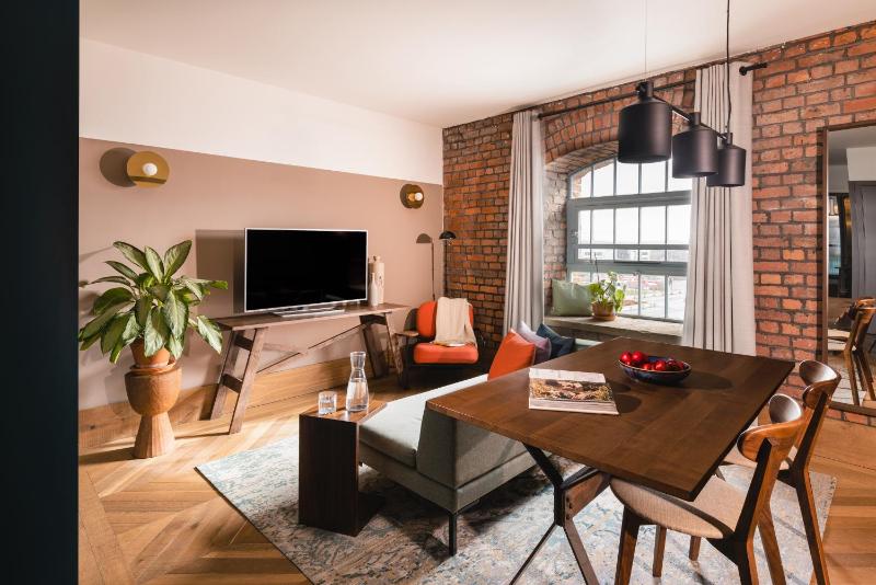 One Bedroom Apartment image 1