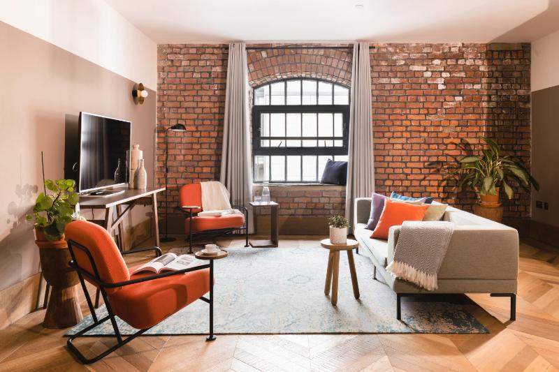 Two Bedroom Apartment image 1