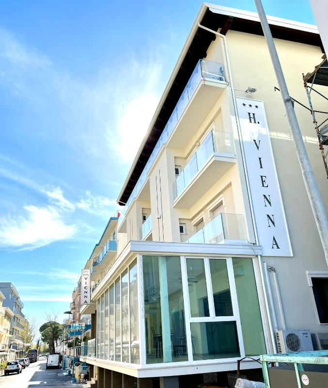 Hotel Vienna Rivazzurra - image 25