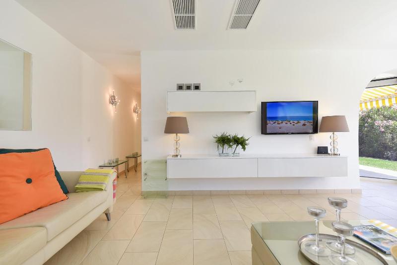 Bungalow Sun Club EM259A by VillaGranCanaria - image 6