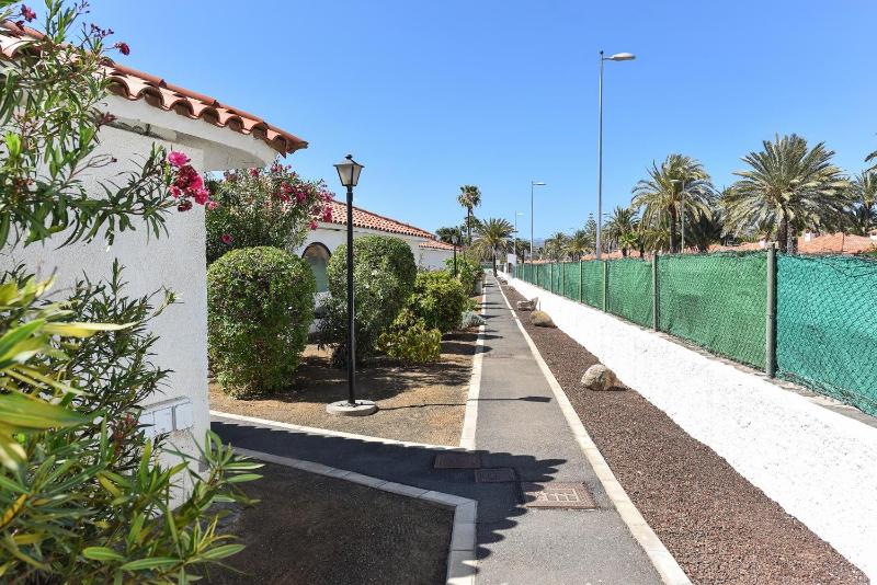 Bungalow Sun Club EM259A by VillaGranCanaria - image 2
