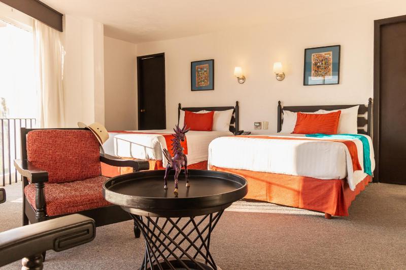 Hotel Victoria Oaxaca - image 5