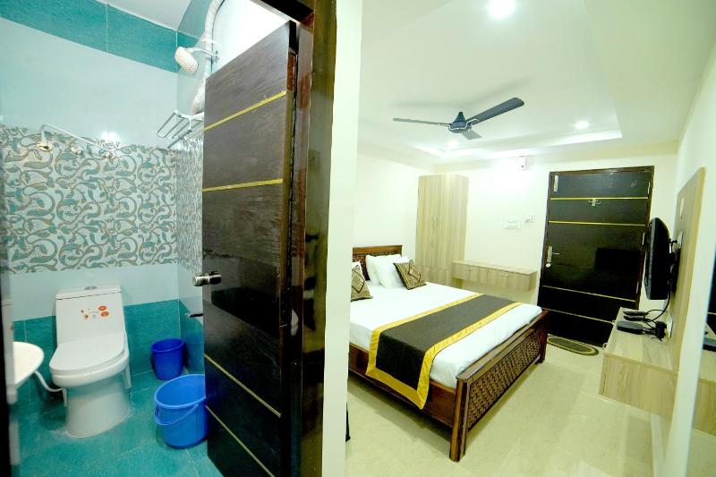 Hotel CannyStay RRR Marina - image 25