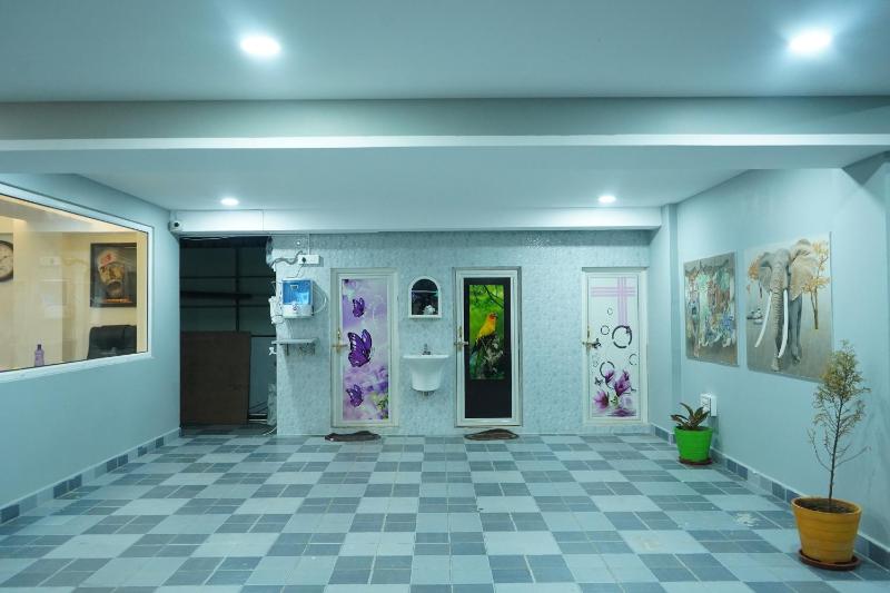 Hotel CannyStay RRR Marina - image 27