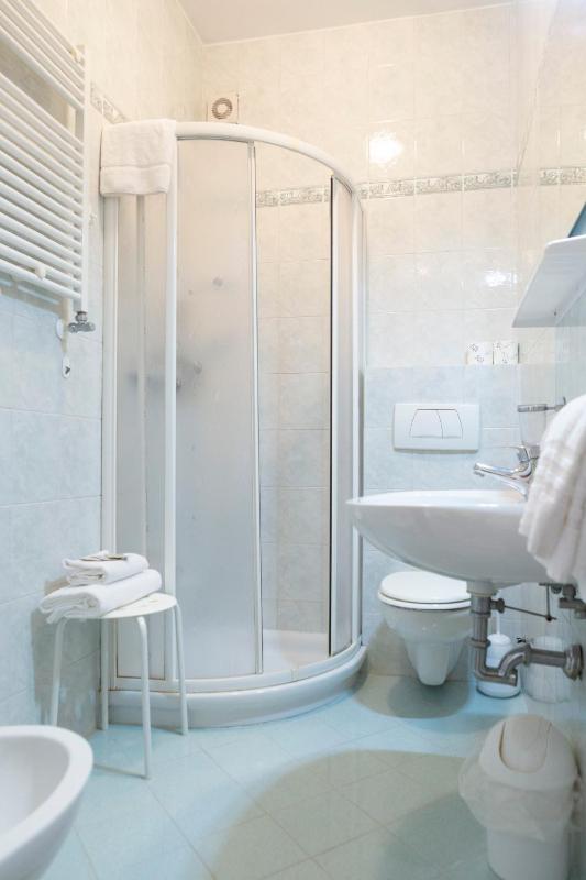 One-Bedroom Apartment image 3