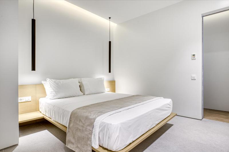 Three-Bedroom Apartment image 4