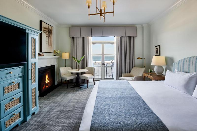 Harbourview Inn - image 42