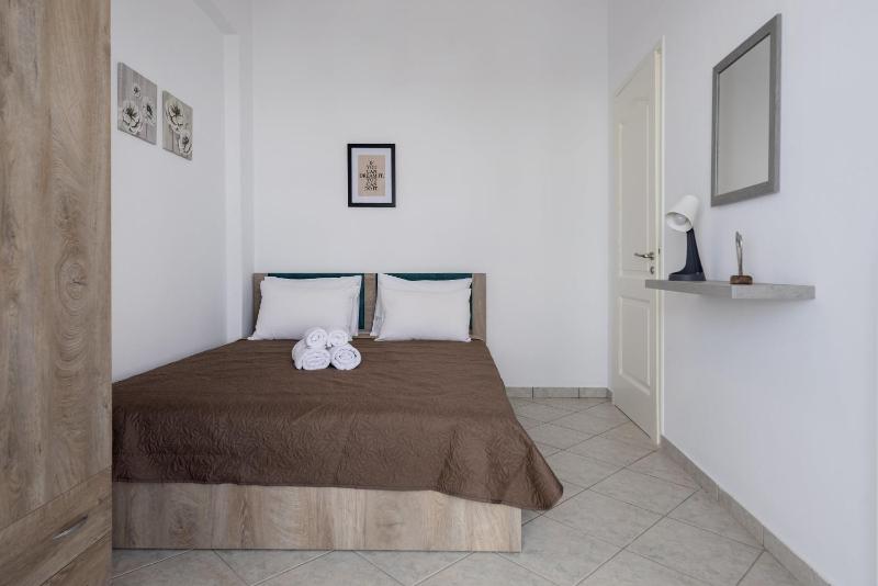 Parian Charming 3bedroom Home - image 35