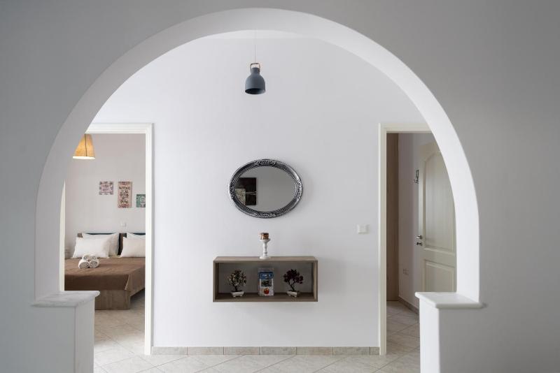 Parian Charming 3bedroom Home - image 49