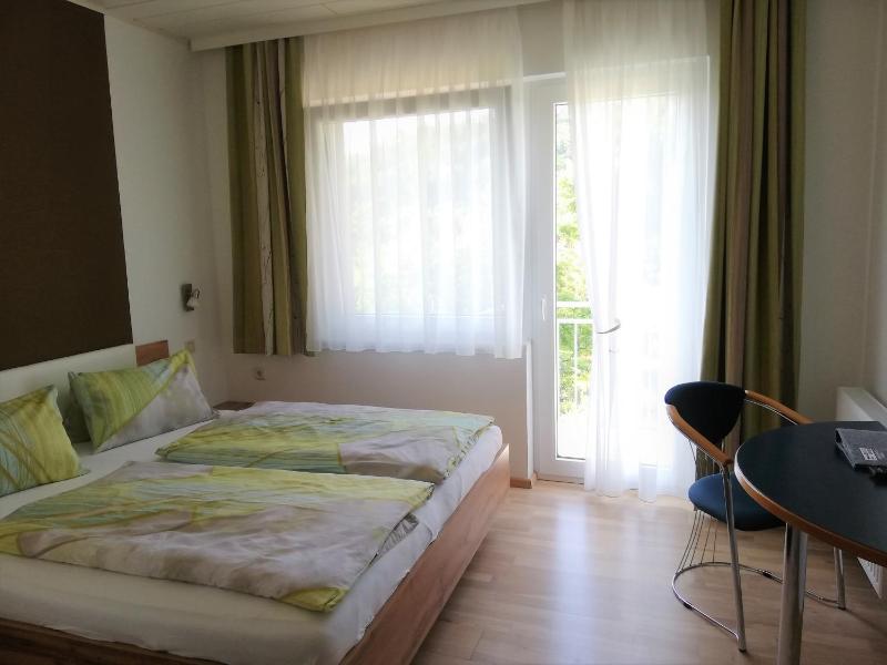 Classic Double Room with Balcony image 1