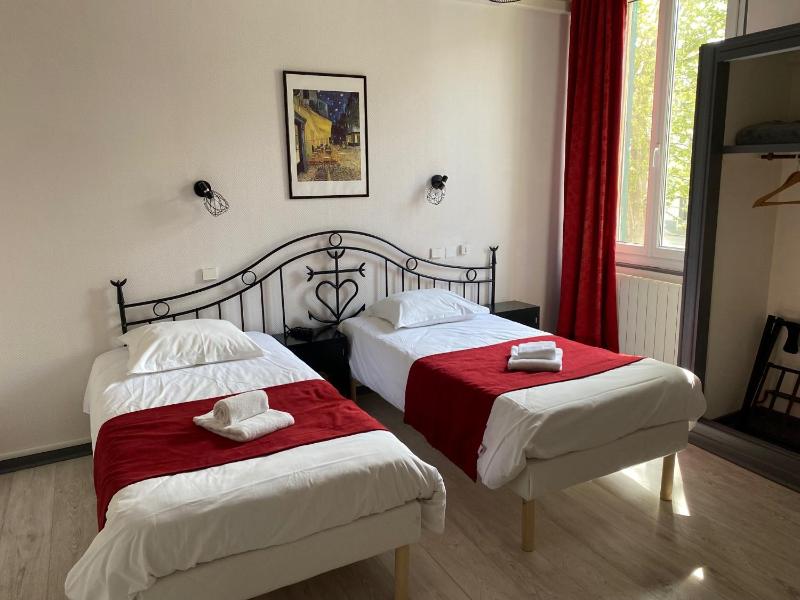Hostellerie De La Source - image 3