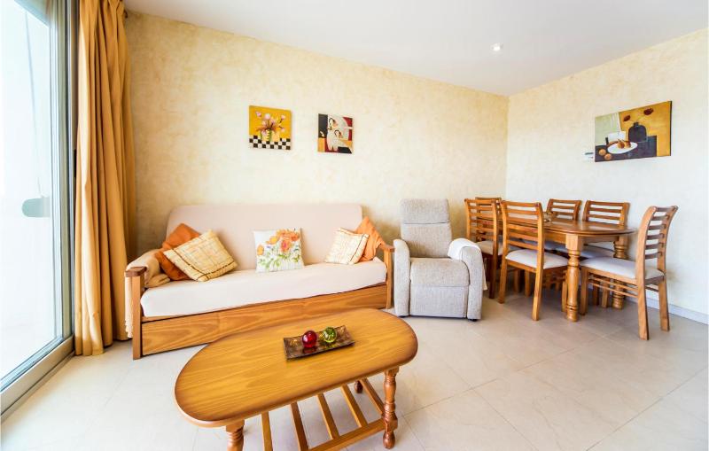 Awesome Apartment In Oropesa Del Mar With Sauna - image 22