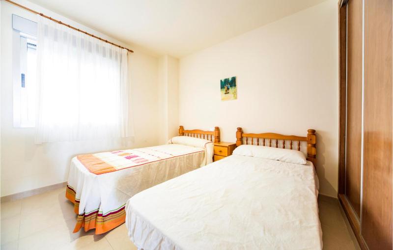Awesome Apartment In Oropesa Del Mar With Sauna - image 9