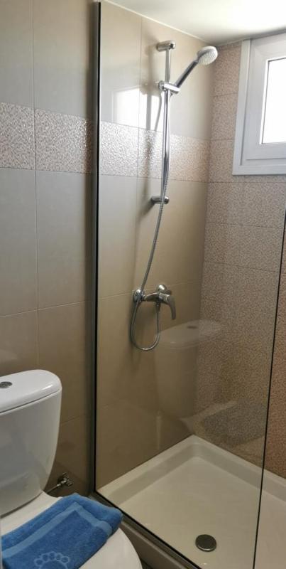 Superior One-Bedroom Apartment (4 Adults) image 4