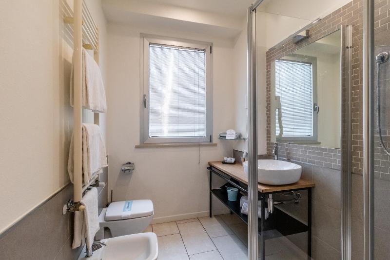 Comfort Triple Suite image 3