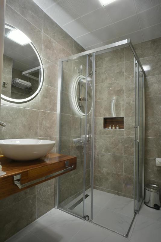 Double Room with Garden View image 1