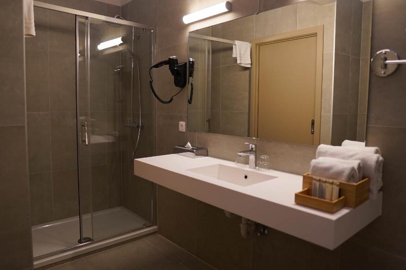 Suite image 2