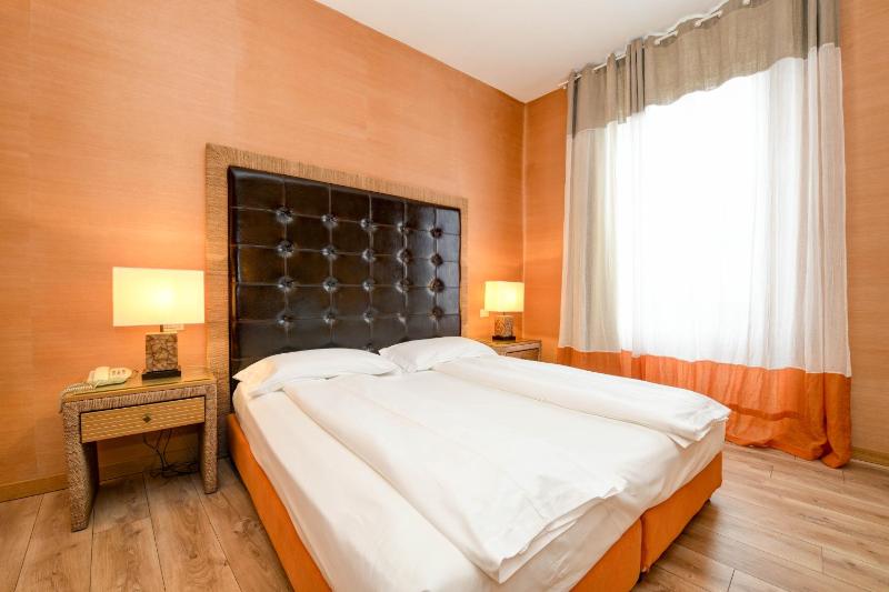 Triple Room image 2