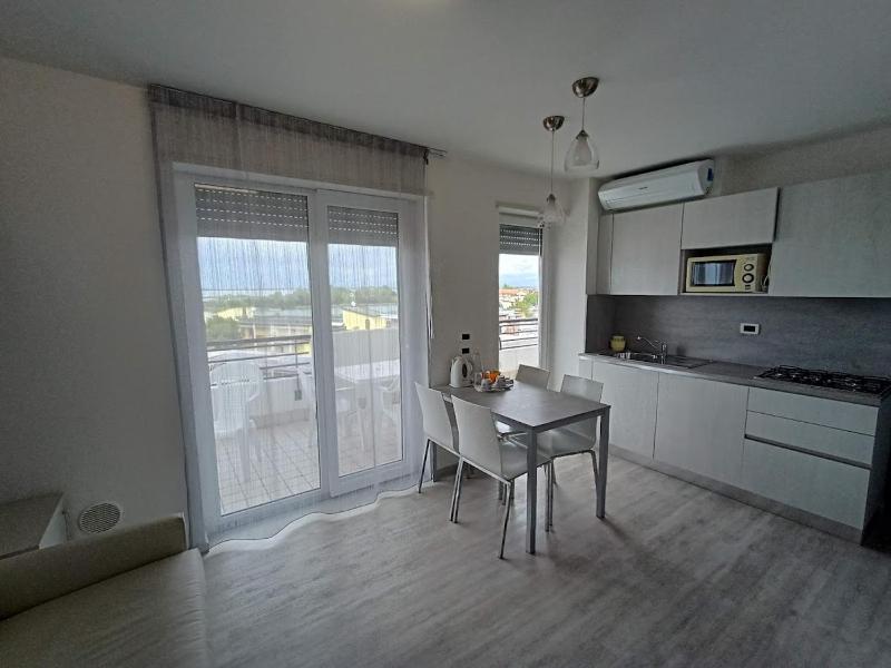 Two-Bedroom Apartment (4 Adults + 2 Children) image 2