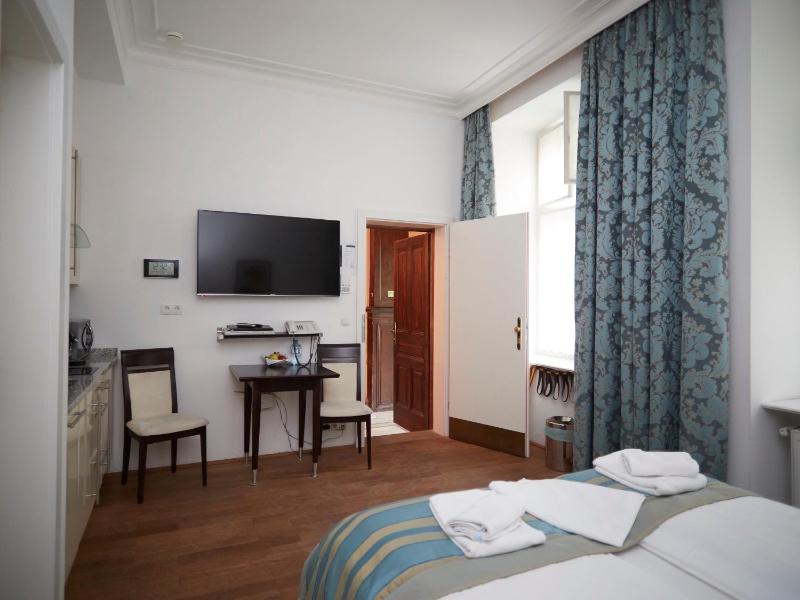 Vienna Studio Apartments - image 16