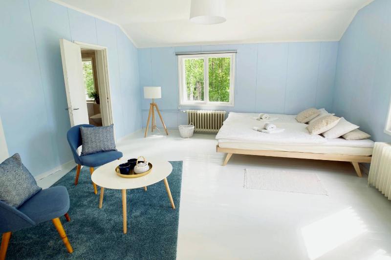 Double or Twin Room with Private Bathroom image 3