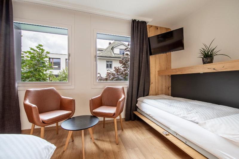 Triple Room image 2
