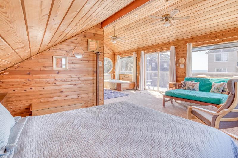 Surf Shack - image 13