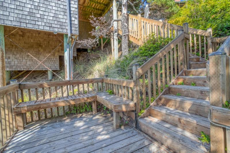 A Beach Treehouse - image 40