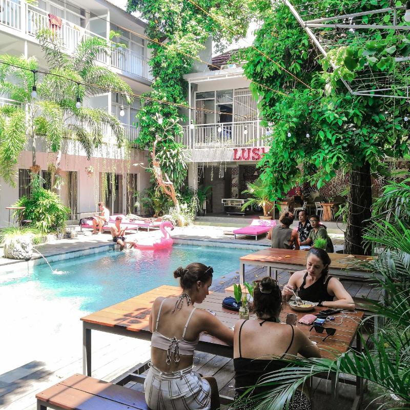 Lushy Hostel Canggu - image 27