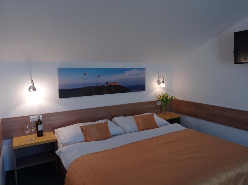 Double or Twin Room with Extra Bed image 3