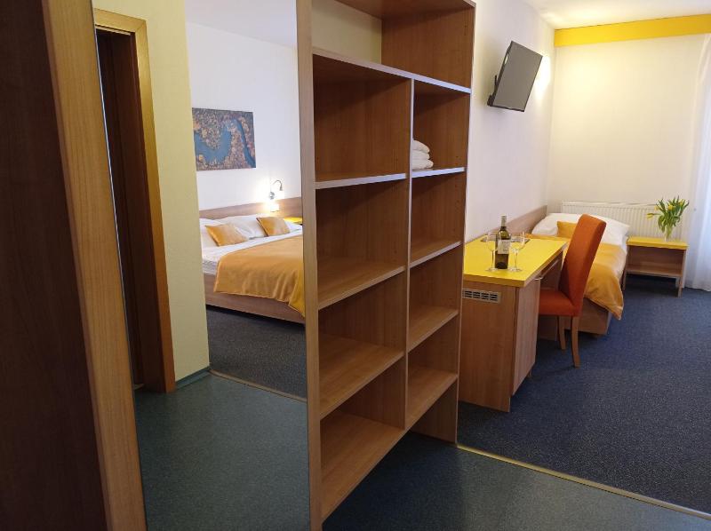 Triple Room with Balcony image 1